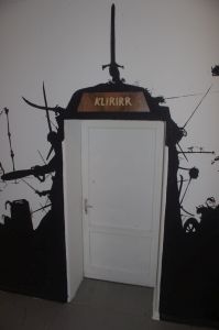 klirrir